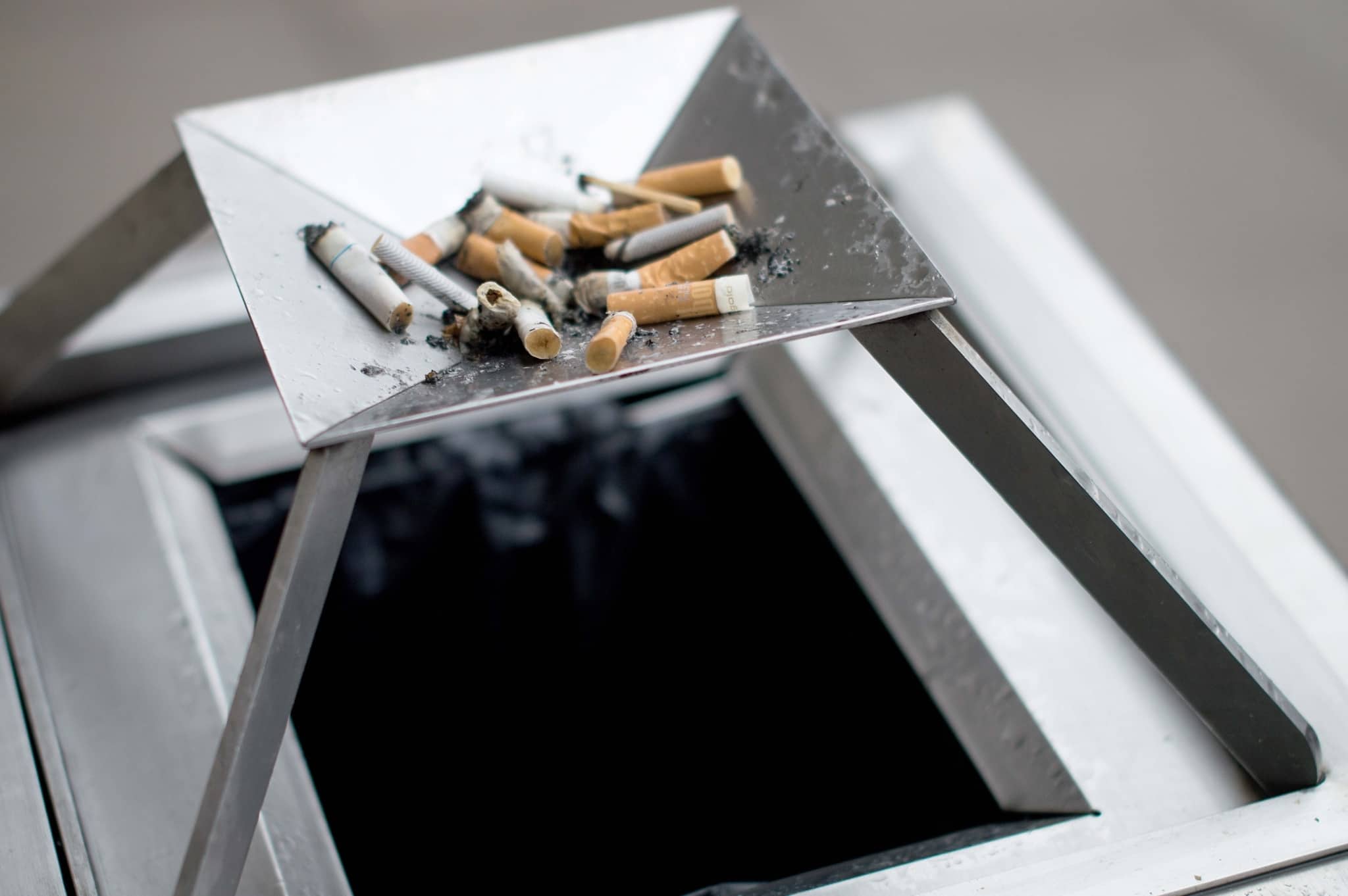 Tabaco_cinzas_cinzeiro