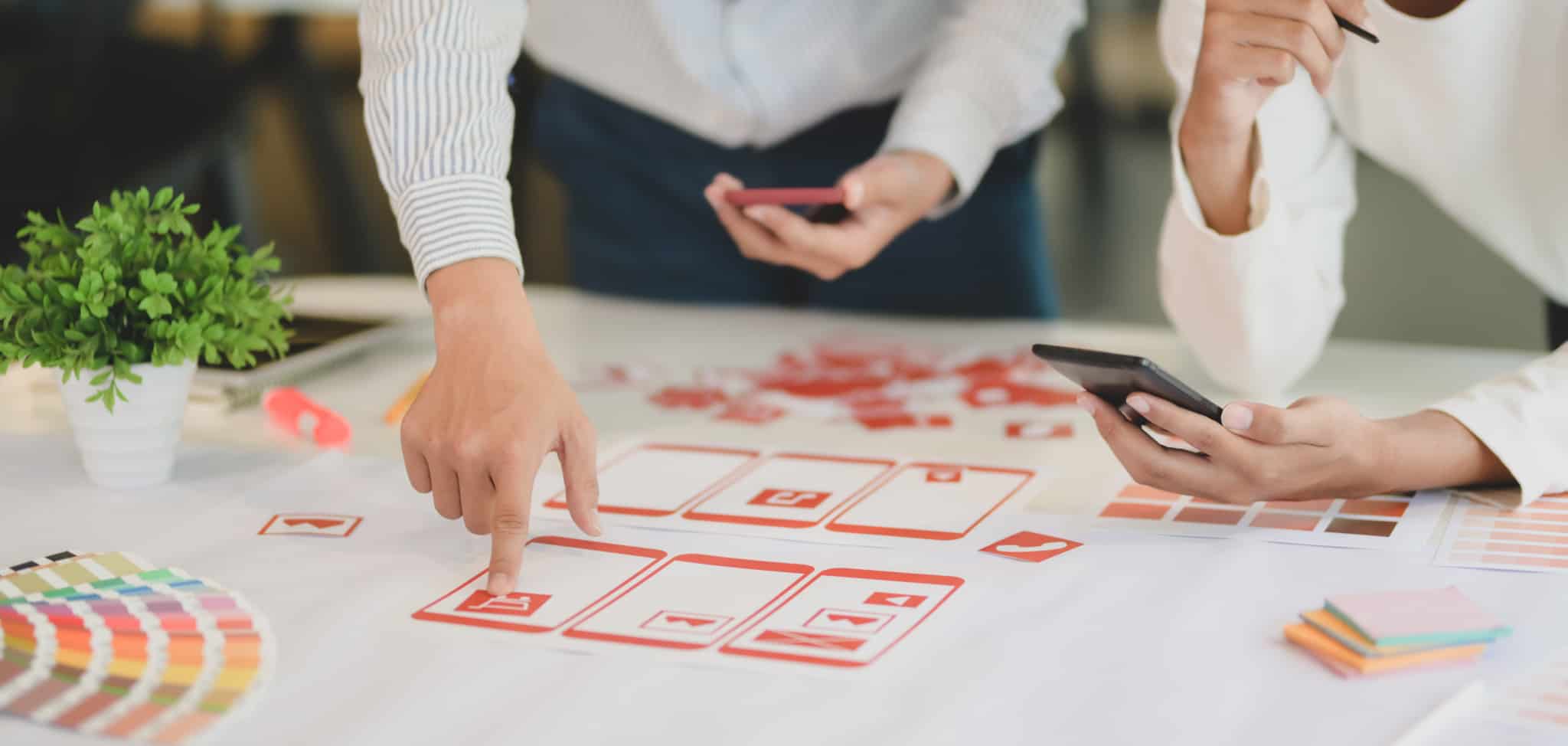 Nem só de CV vive uma candidatura duas-pessoas-a-trabalhar-em-conjunto