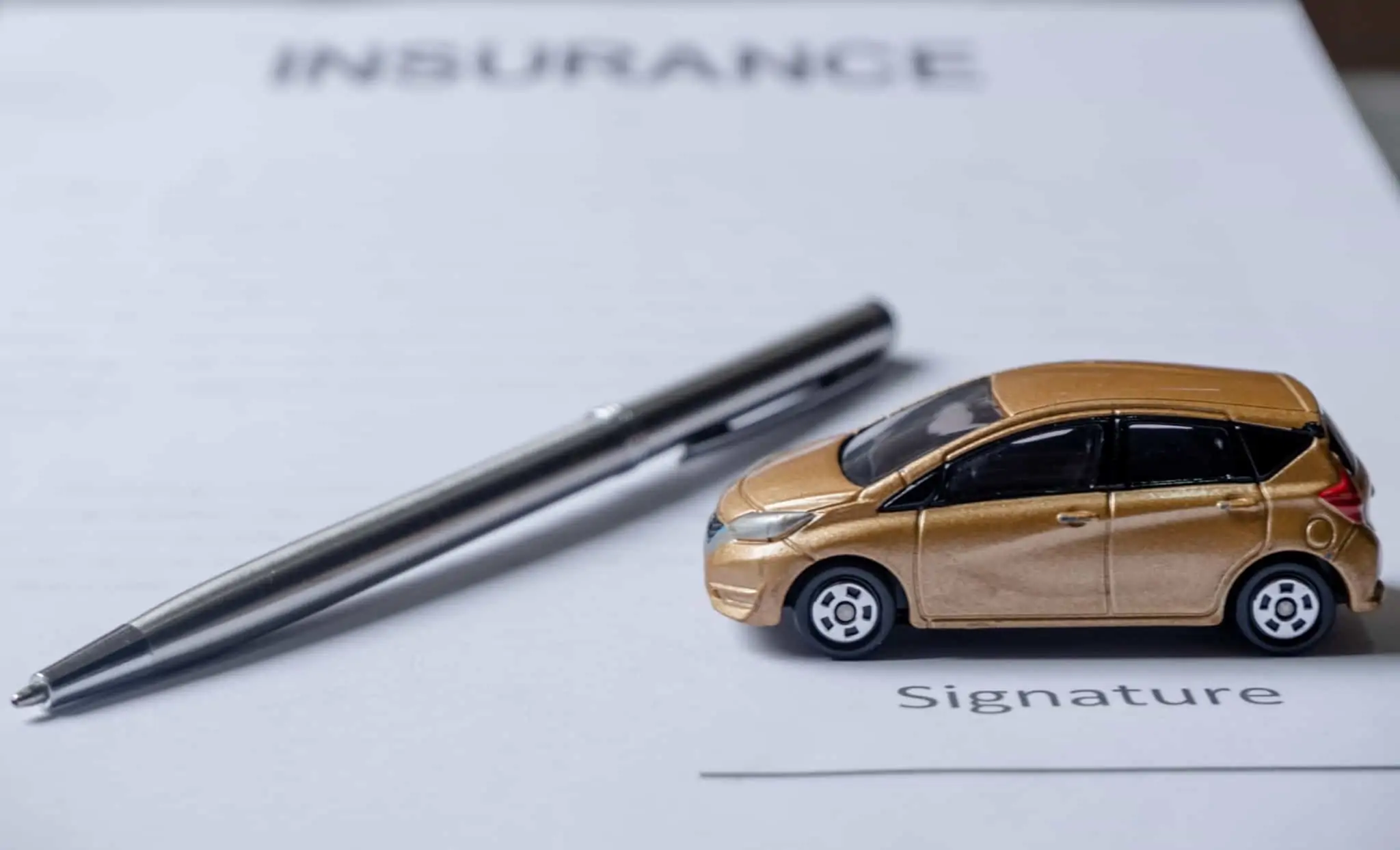 Tem um seguro automóvel em nome de outra pessoa? Saiba os cuidados a ter seguro automóvel