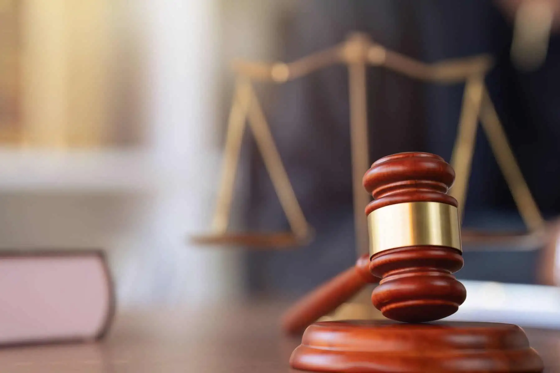Como pedir o registo criminal online martelo de juiz