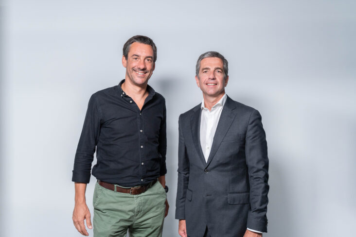 Gonçalo Nascimento Rodrigues, especialista em finanças imobiliárias, entrevista Frederico Arruda Moreira, partner e CEO da Sociedade Gestora Refundos no podcast Mais Valia, sobre fundos de investimento imobiliário