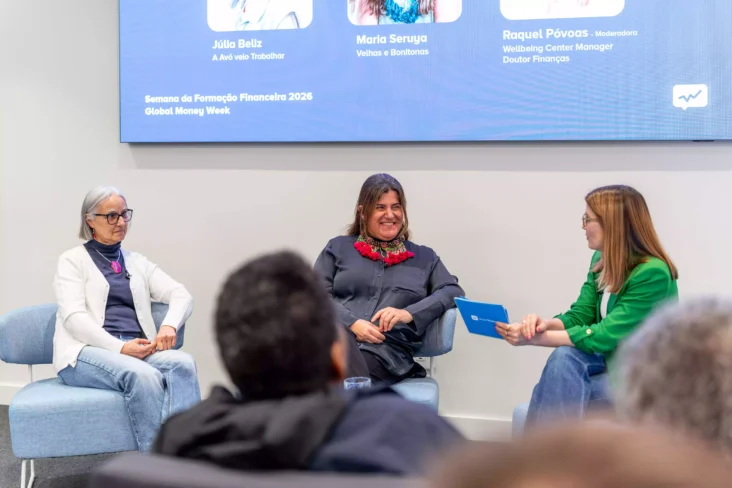 Júlia Beliz e Maria Seruya na Semana de Formação Financeira