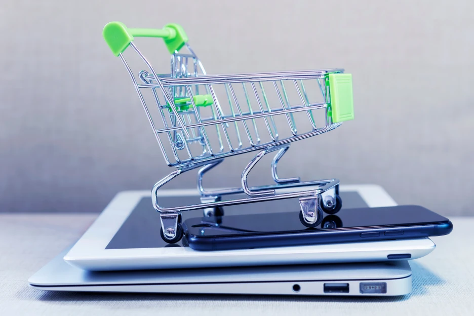 Compras em segunda mão: Como fazer compras seguras? Imagem representativa de compras online